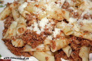 Macarrones a la boloñesa Macarrones a la boloñesa