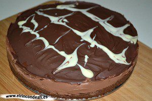 Tarta de chocolate y queso crema