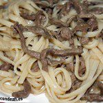 Espaguetis con carne y soja