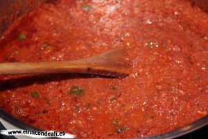 Espaguetis ñoño, hacer la salsa