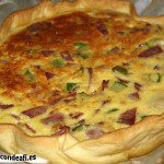 Quiche con bacon y calabacín