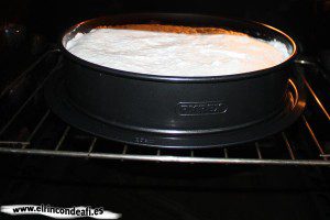 Tarta de tres colores, hornear a grill un momento