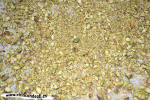 Baklava, espolvorear de pistachos