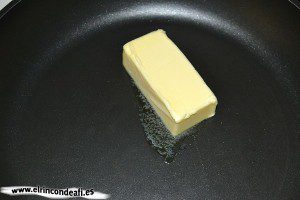 Macarrones con quesos, derretir la mantequilla