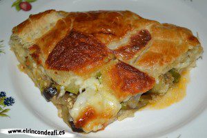 Hojaldre relleno de verduras, sugerencia de presentación