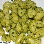 Ñoquis al pesto