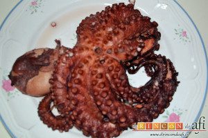 Frita de pulpo, enfriar el pulpo hervido
