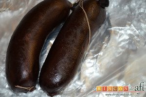 Croquetas de morcilla, preparar las morcillas de Teror