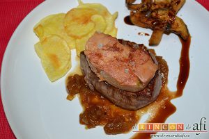 Berenjenas en tempura con miel de caña, sugerencia de presentación