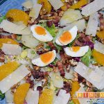 Ensalada variada con torreznos