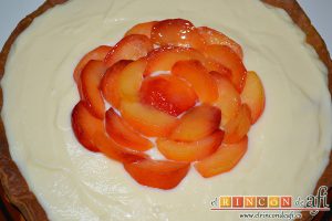 Tarta de ciruelas rojas, sugerencia de presentación