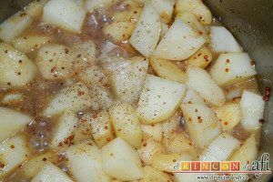 Crema de peras a la mostaza antigua, salpimentamos