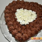 Tarta de San Valentín, el centro lo hacemos de nata montada