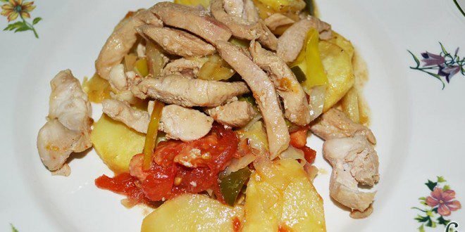 Pollo con verduras y salsa teriyaki