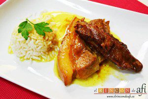 Costillas de cerdo con curry y miel, sugerencia de presentación