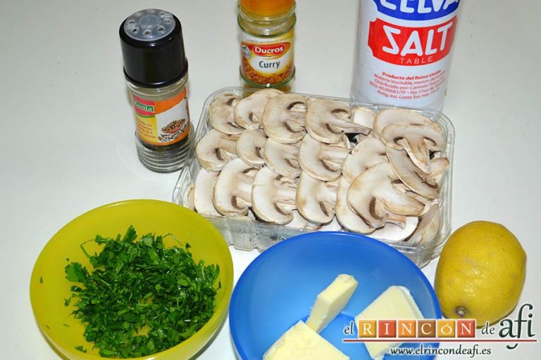 Muslos de pollo al curry con leche de coco y champiñones salteados, preparar los ingredientes