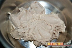 Bizcocho de castañas, preparar el puré de castañas