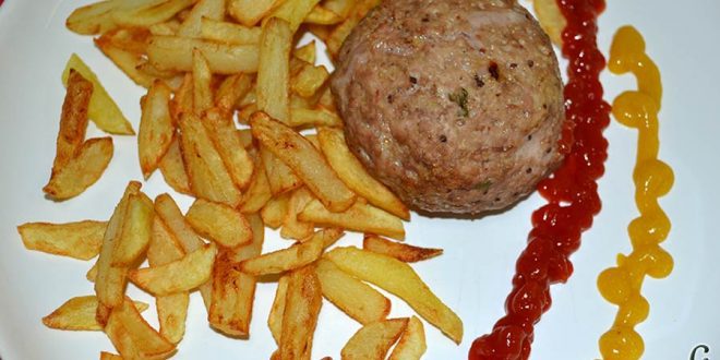 Frikadellen, hamburguesas alemanas especiadas