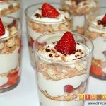 Tiramisú de fresas y amaretti