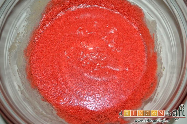 Red Velvet Cookies, añadir el colorante