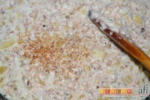Croquetas de pulpo, añadir la nuez moscada