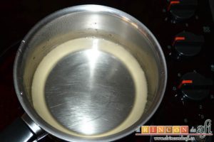Cupcakes de cerezas al Kirsch, remover hasta que el azúcar esté disuelto
