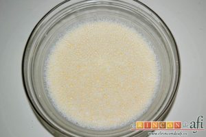 Galletas fritas con crema pastelera, hacer la crema pastelera