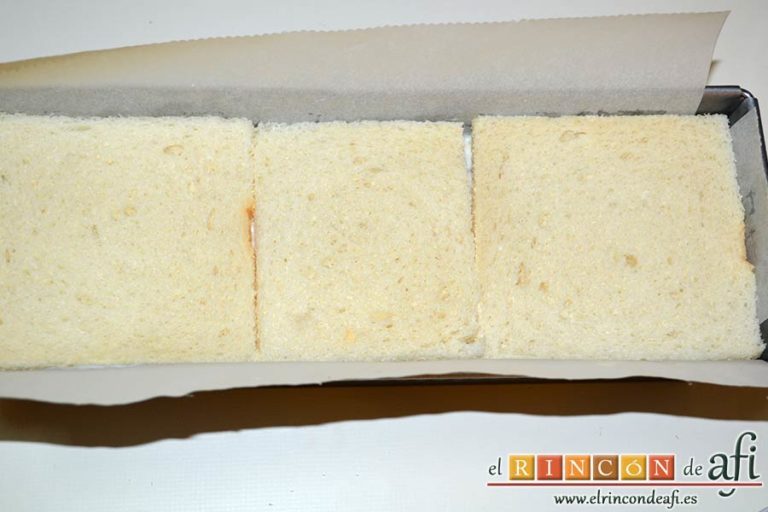 Croque cake de berenjenas, cubrir con pan de molde