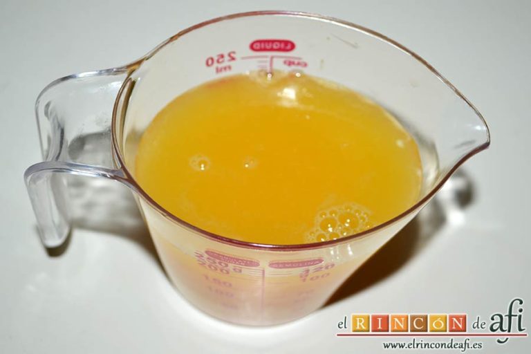 Crema de naranja en tulipa casera, obtener el zumo de las naranjas