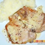 Chuletas de cerdo con salsa de mostaza antigua