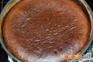 Flan de chocolate al horno, hornear