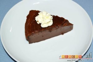 Flan de chocolate al horno, sugerencia de presentación