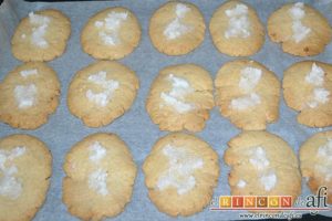 Pastas de almendra de Robledo del Mazo, hornear