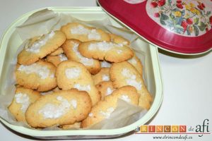Pastas de almendra de Robledo del Mazo, sugerencia de presentación