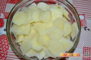 Zarangollo de Abarán, pelar y cortar las papas