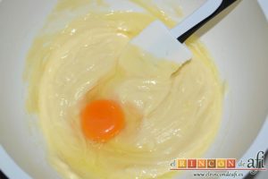 Cuadrados de tarta de queso, mezclar y añadir el segundo