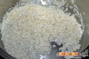 Tarta de arroz con leche o Rijstevlaai, lavar bien el arroz
