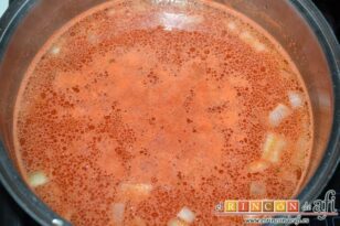 Crema de tomate y aceite de albahaca, controlar el tiempo de cocción del arroz