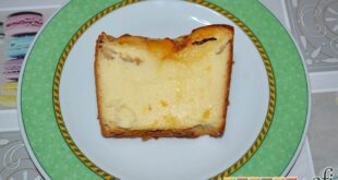 Pastel de queso con manzana