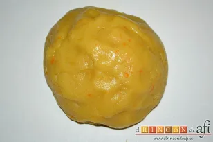 Galletas de naranja, formar una bola