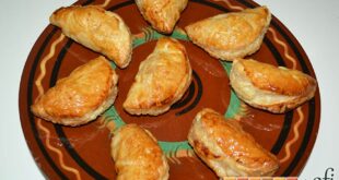 Empanadillas de hojaldre rellenas de manzana