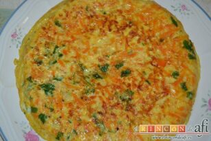 Tortilla de zanahoria, servir