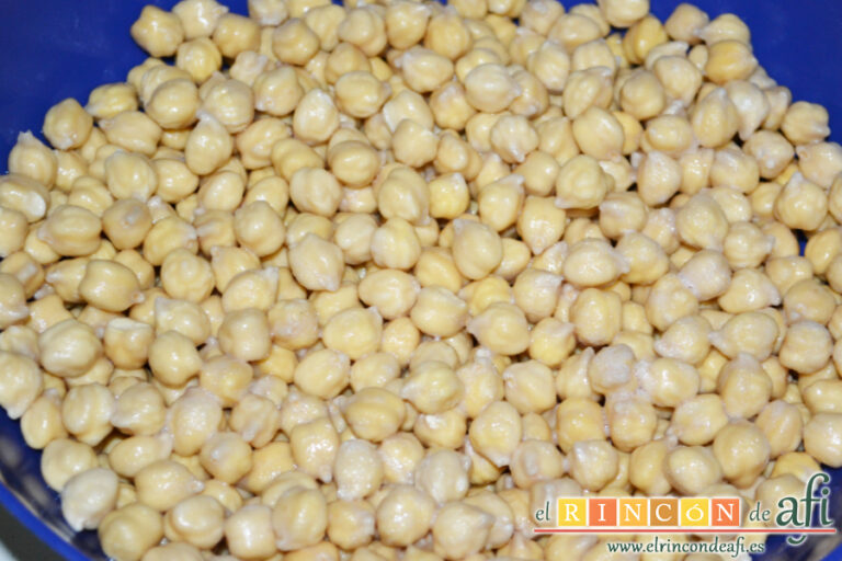 Guiso de garbanzos con verduras, receta paso a paso