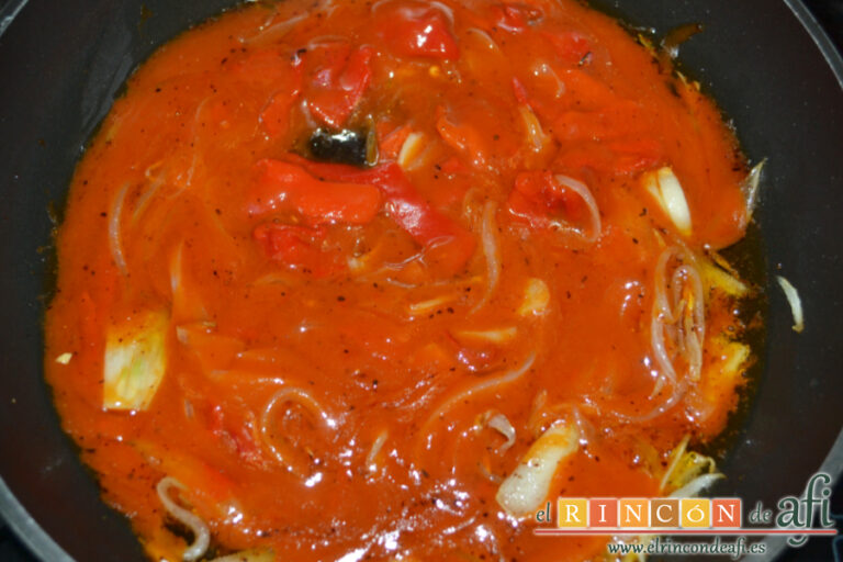 Pasta corta con mejillones en escabeche, receta paso a paso