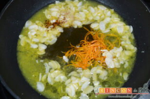 Coliflor con naranja, almendras y miel, receta paso a paso