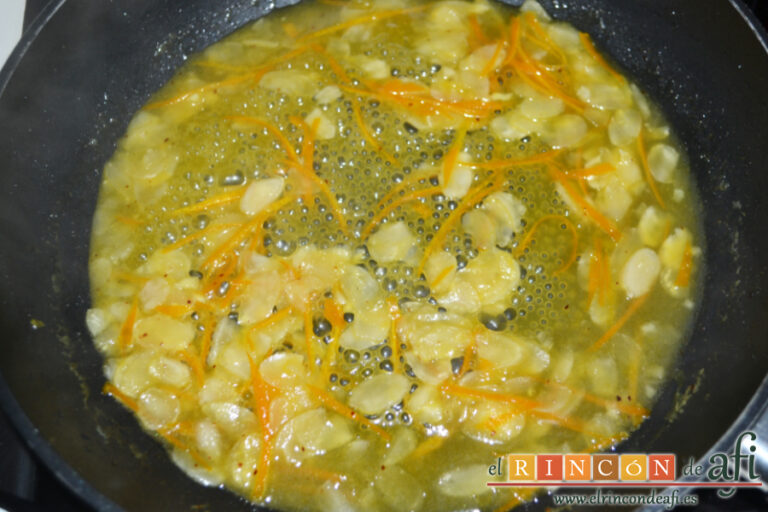 Coliflor con naranja, almendras y miel, receta paso a paso