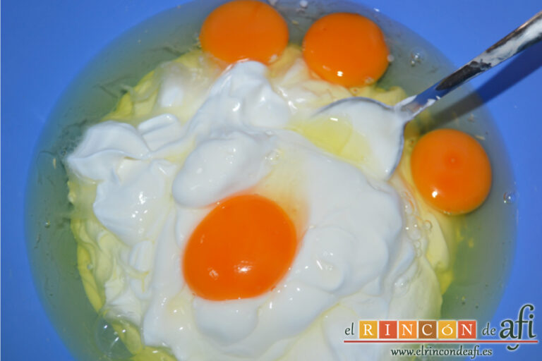 Tarta de yogur griego