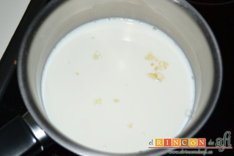 Pastel de chocolate y mousse de turrón, receta paso a paso