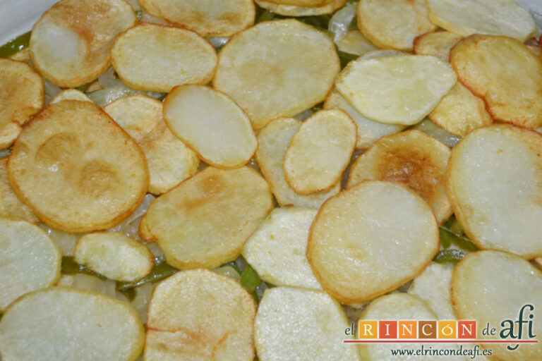 Lomo de cerdo a la sal con papas panaderas, preparación paso a paso