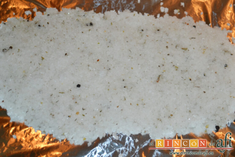 Lomo de cerdo a la sal con papas panaderas, preparación paso a paso